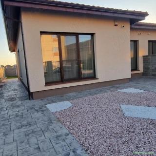 Proprietar închiriez Duplex modern pe Parter situat in zona Belvedere