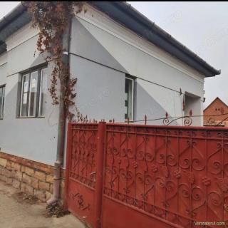 Casa pentru vânzare cu 2 394 mp. teren aferent, in comuna Savadisla,sat Vlaha,nr.378,jud.Cluj