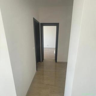 2 camere la 2 minute de statia de autobuz Benzinaria Eso