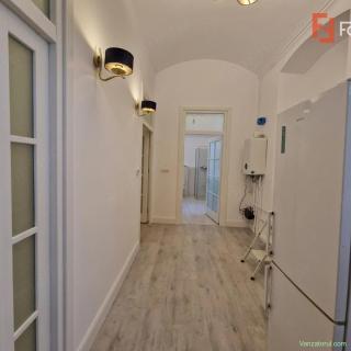 Apartament cu 3 camere de inchiriat in Piata Libertatii