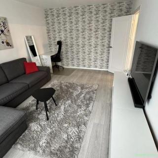 Arges - PITESTI chirie apartament cu 2 camere - decomandat