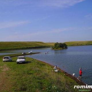Teren Intravilan Lac 88.000 mp