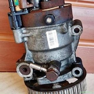 Pompa Injectie Dacia Logan 15dci E3 Si E4 E5