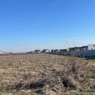 Vând teren zona Măgurele