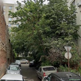 Schimb apartament decomandat cu 3 camere in Polona