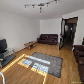 Apartamnt 3 camere Semicentral, PS-uri, etaj 1