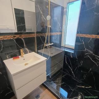 Închiriez apartament 3camere renovat recent în Tudor, totul Nou, sediu firma
