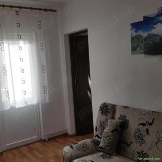 Proprietar,inchiriez apartament 1 camera,decomandat, mobilat si utilat, centrala proprie pe gaz