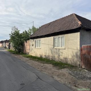 Vând casă în Brădet, județul Bihor