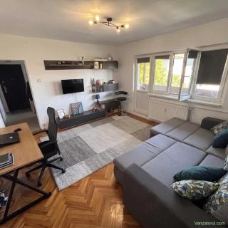 2 cam cf 1 amenajat bloc izolat langa Spitalul Judetean