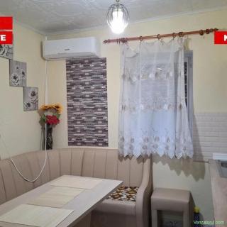 Apartament renovat 2 camere in Peregu Mare