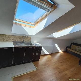Apartament 2 camere decomandat zona Florilor