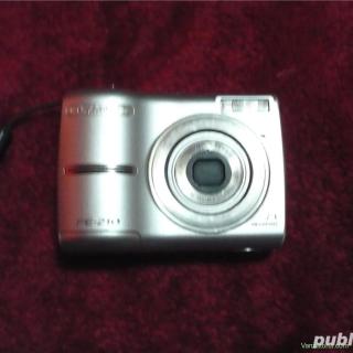 Aparat foto si camera video Olympus card 512 mega (Schimb)