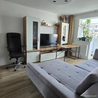 Apartament 2 camere decomandat Militari, metrou Lujerului