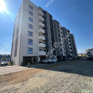 Apartament 2 camere balcon parcare si camara zona Doamna Stanca