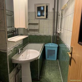 Închiriez apartament, 2 camere