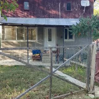 Se vinde casa în Comuna Viperesti. Jud BZ