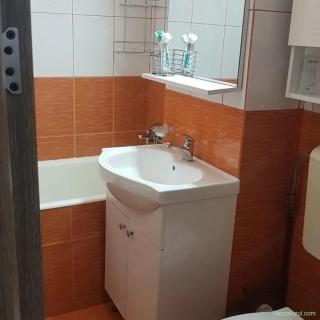 Apartament cu 2 camere de închiriat în Medicina