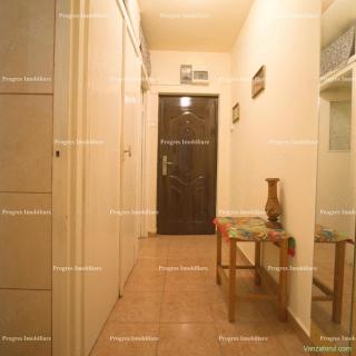 Ap 2 camere - Zona Circumvalatiunii (aproape de Mall) - 300 Euro
