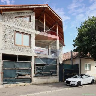 CASA LA ROSU | TOMIS 21 | 325MP | 346MP CURTE | 470 TEREN |ACCES AUTO