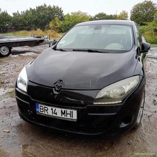 dezmembrez Renault Megane 3