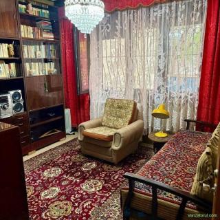 Apartament 3 camere. Parc Tineretului. La 4 min de metrou. Loc parcare.