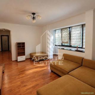 Apartament de inchiriat 3 camere, centrala proprie, etaj 1, zona Dacia