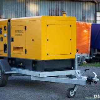 Inchiriere Generator curent /grup electrogen 40 KW(50KVA)