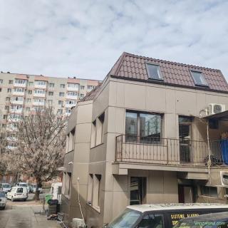 vand sau inchiriez cladire birouri sector 3