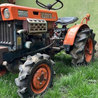 Tractor Kubota B5000