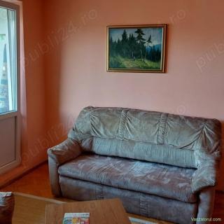 inchiriez apartament 2 camere
