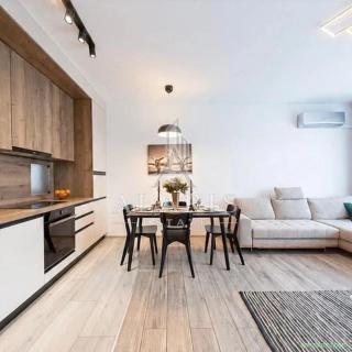 Apartament modern 2 camere, parcare proprie, în Dumbravita