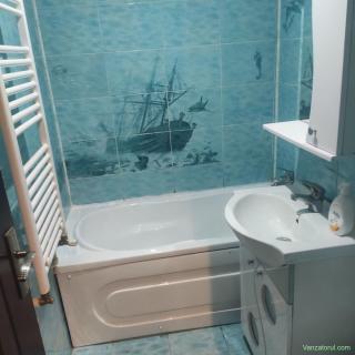 Vand apartament 2 camere in Petrila