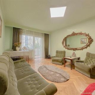 Apartament 4 camere | 2 balcoane | loc parcare | Sacele Brasov