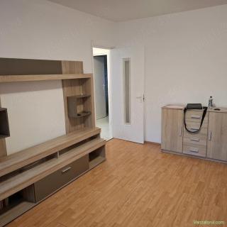 Ofer spre inchiriere apartament 2 camere, decomandat, Drumul Taberei, Favorit