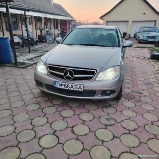 Mercedes C300 V6 benzină și gaz