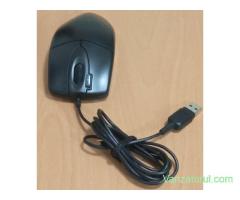 Vand Mouse Optic A4TECH cu fir si mufa USB