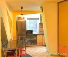 Apartament 3 camere decomandate etajul 2 zona Bucovina vedere pe doua parti