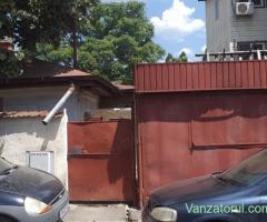 Vând casă 3 camere în Vitan