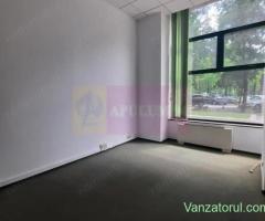 Inchiriere spatiu comercial bd Unirii, vitrina 25ml, stradal