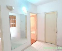 Oferim spre vanzare garsoniera in zona Tei