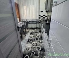 Apartament de vânzare în Rovine , lângă Pizza Ibiza