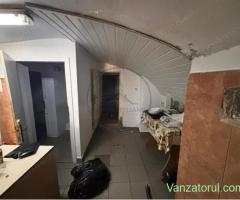 Spatiu comercial de inchiriat, 90 mp, zona Centrala