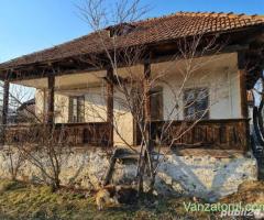 Casa & teren de vanzare zona centrala Costesti Valcea