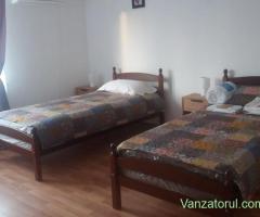 Angajam infirmiera pentru camin de batrani