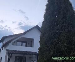 casa familială de vanzare