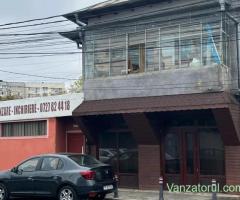 vand vila spatiu comercial