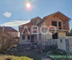 Cladire la rosu 300 mp utili + 130 mp, iesire 2 strazi, aproape centru