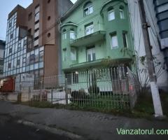Vila de vanzare ideala bussiness P3 400mp2 ultra central